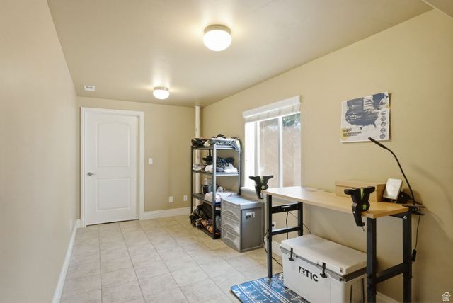 7772 S RUSTIC CV, Midvale, UT 84121