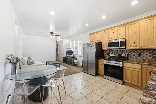 7772 S RUSTIC CV, Midvale, UT 84121