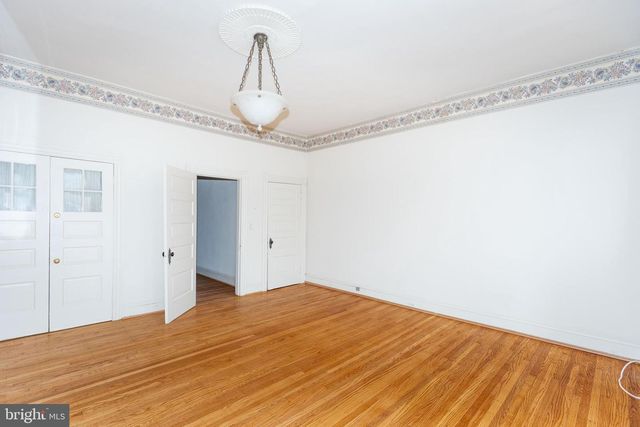 2738 SAINT PAUL ST, Baltimore, MD 21218