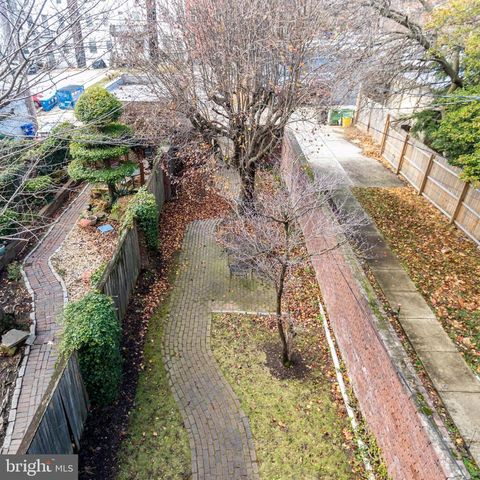 2738 SAINT PAUL ST, Baltimore, MD 21218