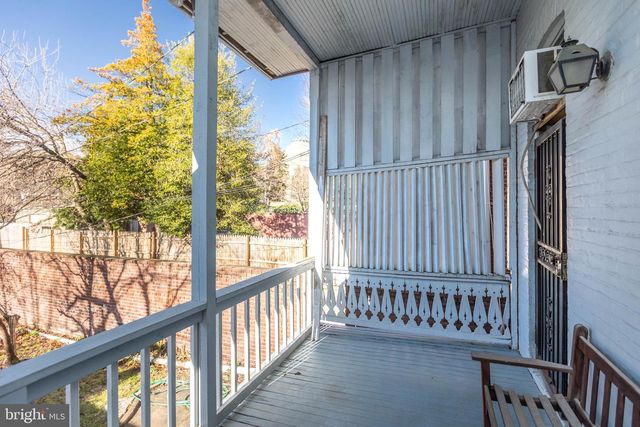 2738 SAINT PAUL ST, Baltimore, MD 21218