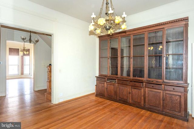 2738 SAINT PAUL ST, Baltimore, MD 21218