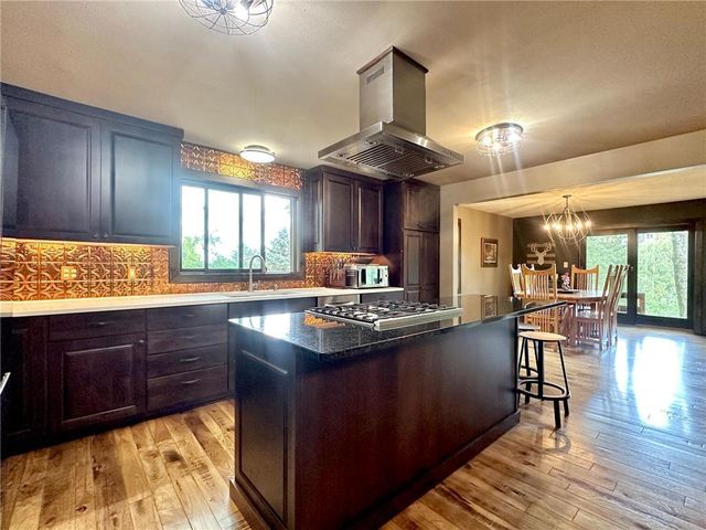 1209 52nd Street, Hudson, WI 54016