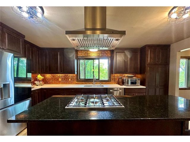 1209 52nd Street, Hudson, WI 54016
