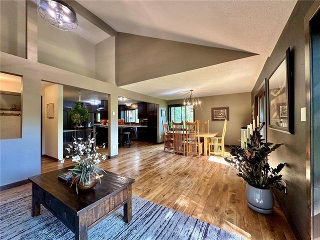 1209 52nd Street, Hudson, WI 54016