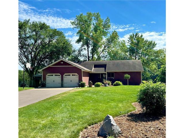 1209 52nd Street, Hudson, WI 54016