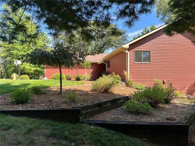 1209 52nd Street, Hudson, WI 54016