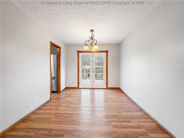 5222 Kel Dawn Circle, Cross Lanes, WV 25313