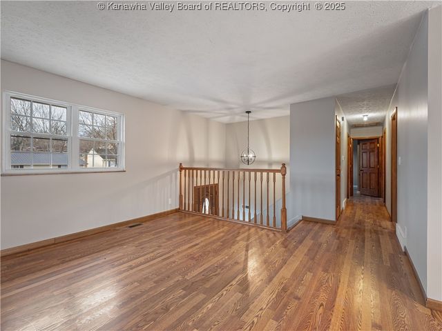 5222 Kel Dawn Circle, Cross Lanes, WV 25313