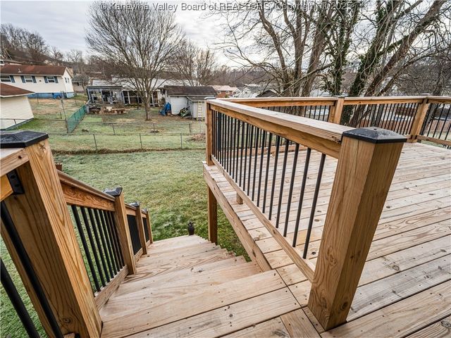 5222 Kel Dawn Circle, Cross Lanes, WV 25313