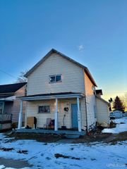 314 N 11th Street, Escanaba, MI 49829