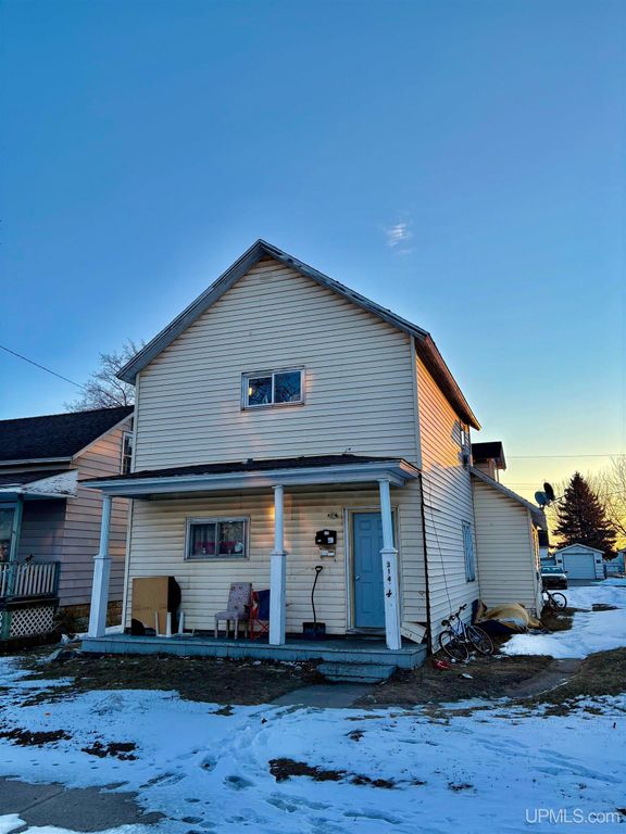 314 N 11th Street, Escanaba, MI 49829