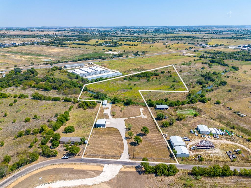 9210 County Road 1229, Godley, TX 76044 — exterior