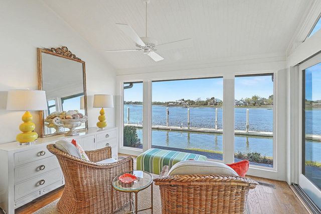 45 Wappoo Creek Place, Charleston, SC 29412