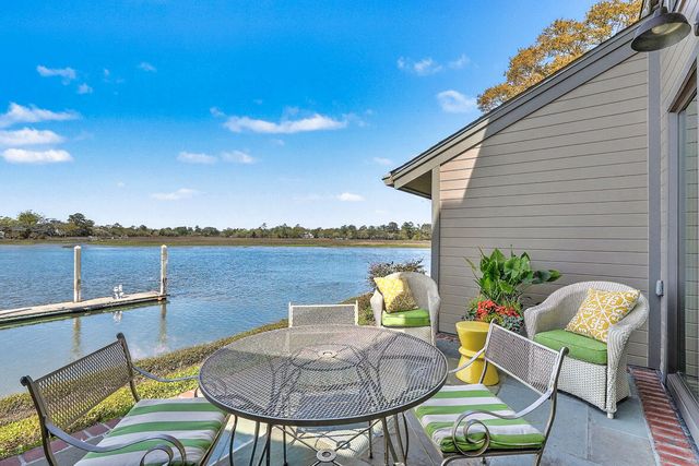 45 Wappoo Creek Place, Charleston, SC 29412