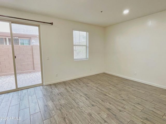 17155 N 9th Place, Phoenix, AZ 85022