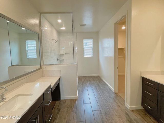 17155 N 9th Place, Phoenix, AZ 85022