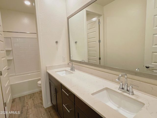 17155 N 9th Place, Phoenix, AZ 85022