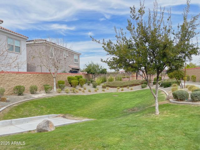 17155 N 9th Place, Phoenix, AZ 85022