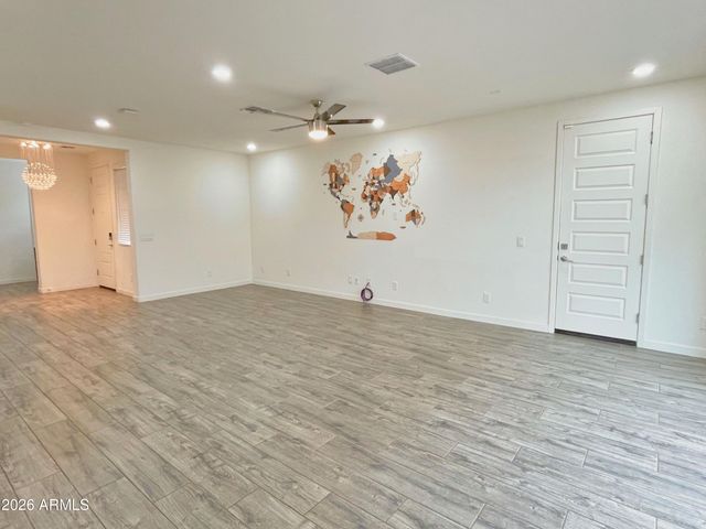 17155 N 9th Place, Phoenix, AZ 85022