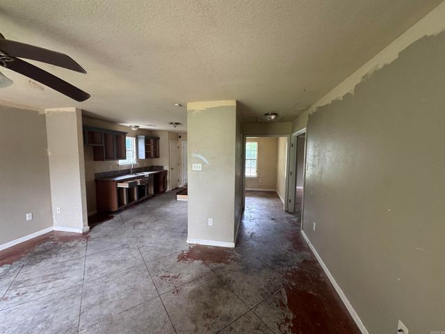17 Villas Drive, Sherwood, AR 72120