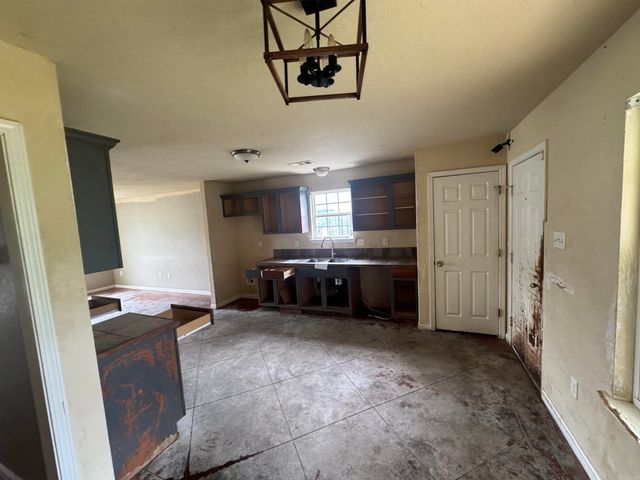 17 Villas Drive, Sherwood, AR 72120