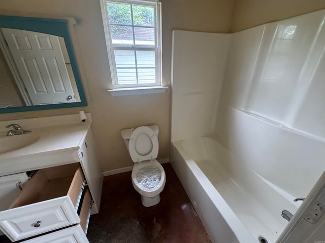 17 Villas Drive, Sherwood, AR 72120