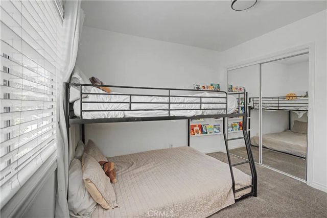 24348 Cross, Newhall, CA 91321