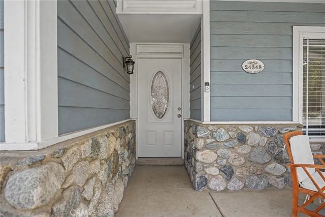 24348 Cross, Newhall, CA 91321