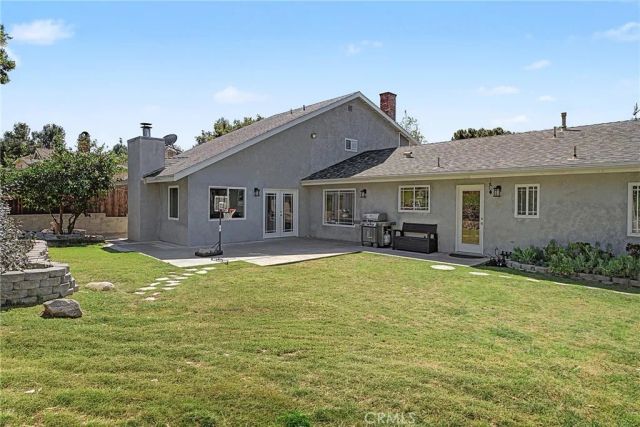 24348 Cross, Newhall, CA 91321