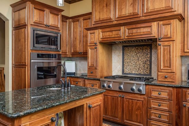 3613 Ranch View Court, Kerrville, TX 78028