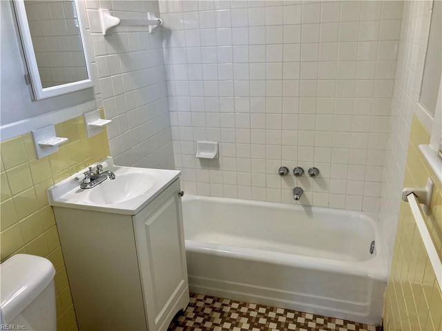 2536 Jasper CT, Norfolk, VA 23518