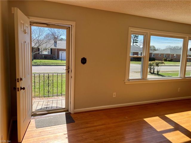2536 Jasper CT, Norfolk, VA 23518