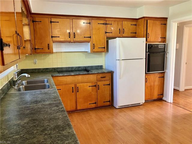 2536 Jasper CT, Norfolk, VA 23518