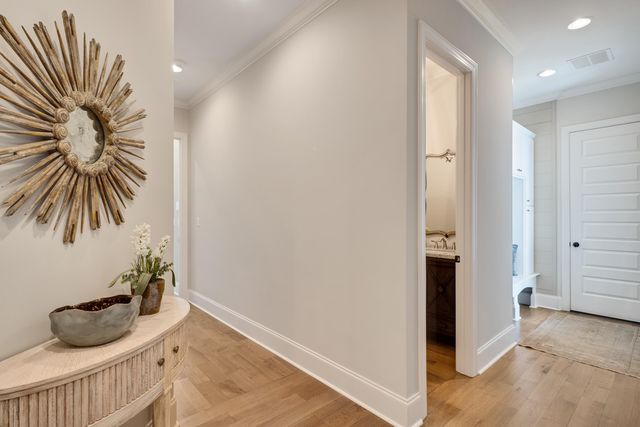 516 LAMBS BROOK LN, Collierville, TN 38017