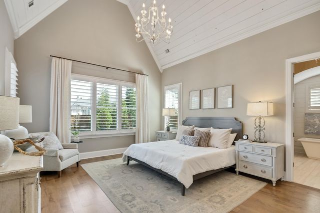 516 LAMBS BROOK LN, Collierville, TN 38017