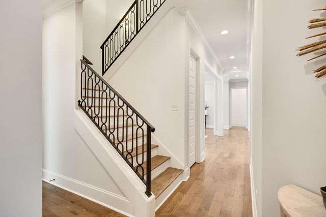 516 LAMBS BROOK LN, Collierville, TN 38017