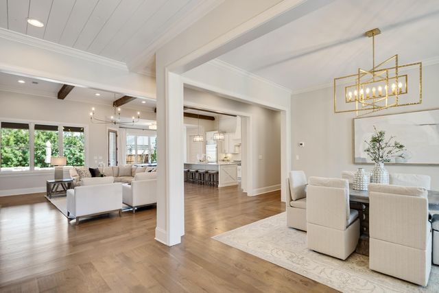 516 LAMBS BROOK LN, Collierville, TN 38017