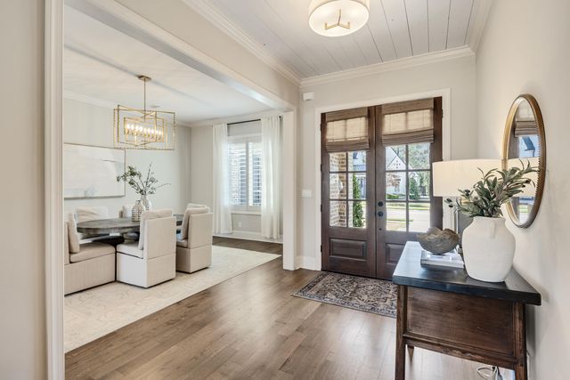 516 LAMBS BROOK LN, Collierville, TN 38017