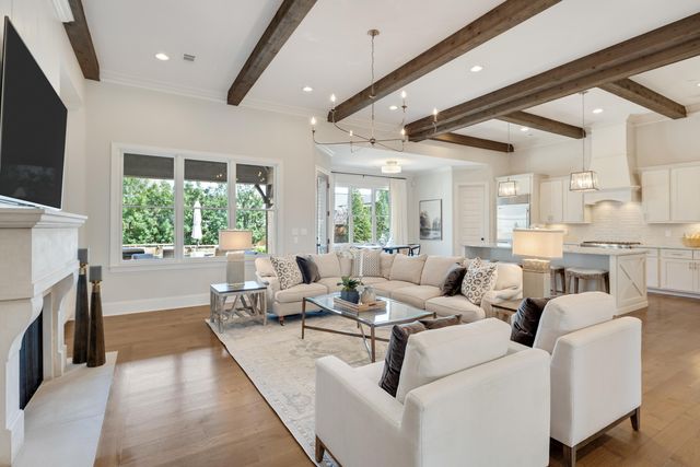 516 LAMBS BROOK LN, Collierville, TN 38017