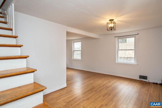 1421 CHERRY AVE, Charlottesville, VA 22903