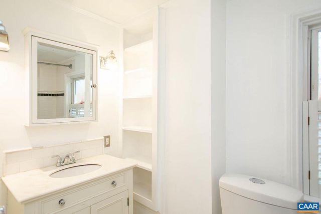 1421 CHERRY AVE, Charlottesville, VA 22903