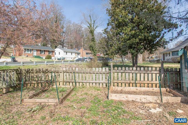 1421 CHERRY AVE, Charlottesville, VA 22903