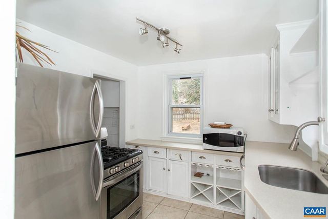 1421 CHERRY AVE, Charlottesville, VA 22903