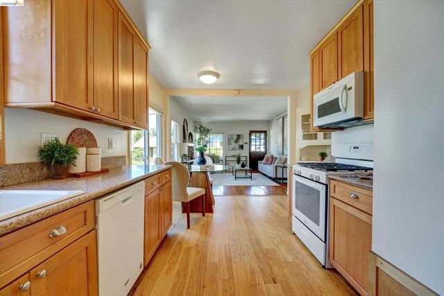 4080 Kuhnle Ave, Oakland, CA 94605