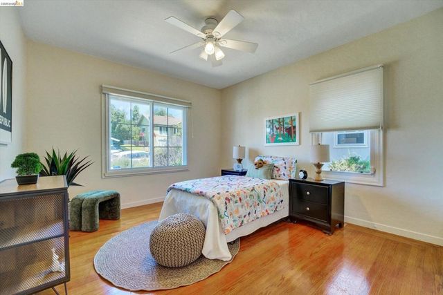 4080 Kuhnle Ave, Oakland, CA 94605
