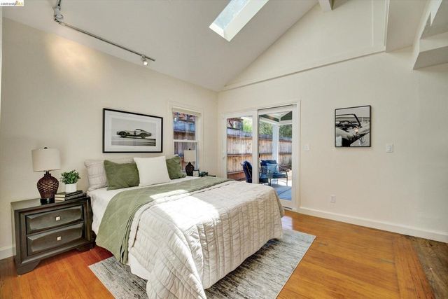 4080 Kuhnle Ave, Oakland, CA 94605