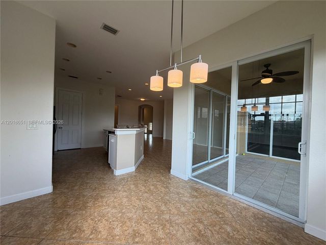 8344 NW 127th Ln 26-F, Parkland, FL 33076