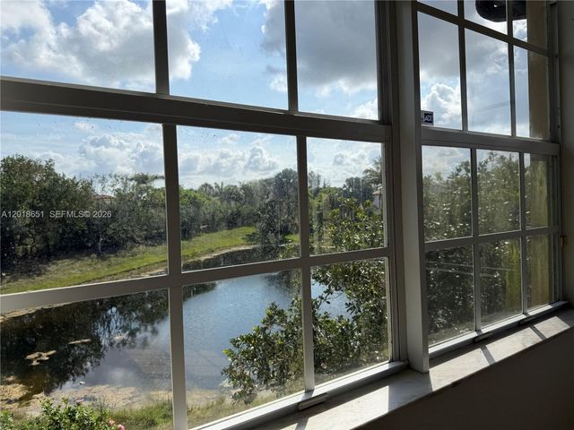 8344 NW 127th Ln 26-F, Parkland, FL 33076