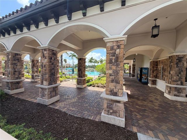 8344 NW 127th Ln 26-F, Parkland, FL 33076